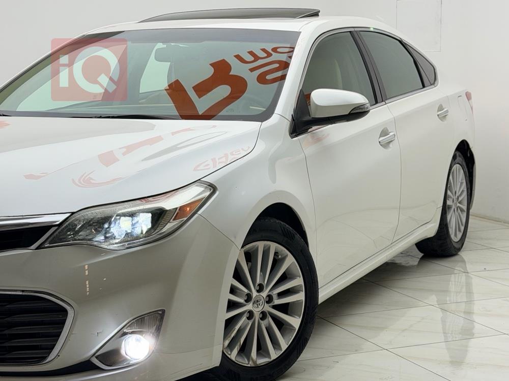 تويوتا أفالون